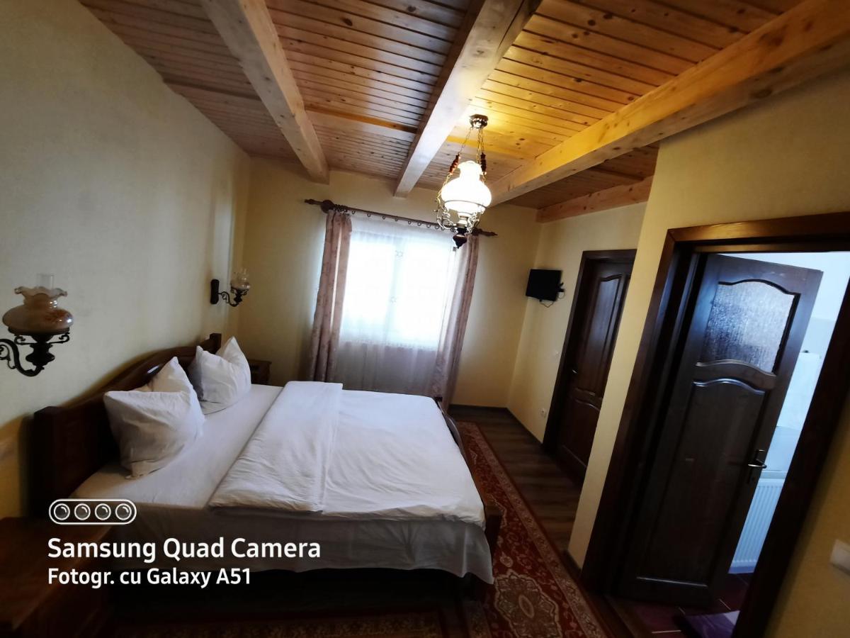 Pensiunea Valea Branzei Nanesti Luaran gambar