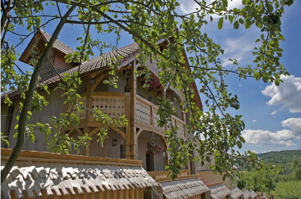 Pensiunea Valea Branzei Nanesti Luaran gambar